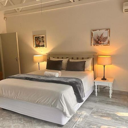 Woods Guest House 米德尔堡 外观 照片