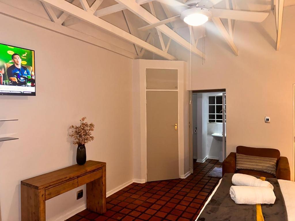 Woods Guest House 米德尔堡 外观 照片