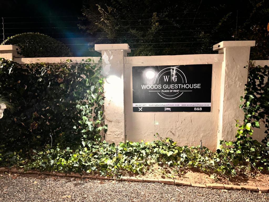 Woods Guest House 米德尔堡 外观 照片