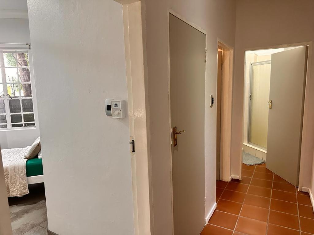 Woods Guest House 米德尔堡 外观 照片