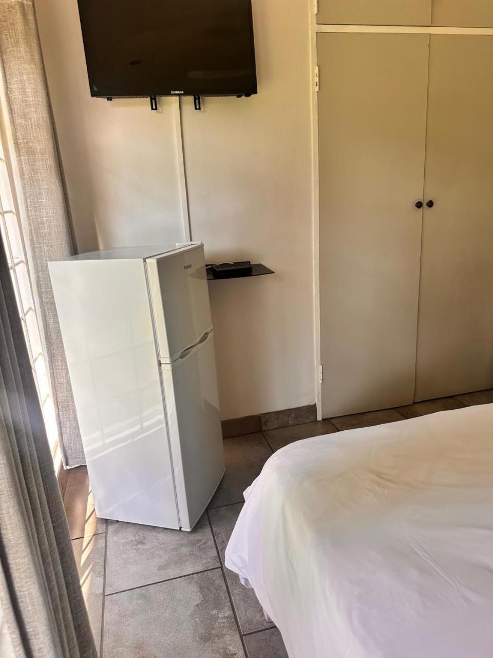 Woods Guest House 米德尔堡 外观 照片